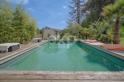 Maison - 112 m² - 5 pièces