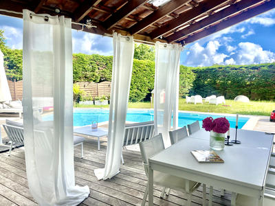 Maison - 200 m² - 7 pièces