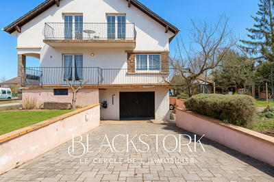 Maison - 190 m² - 7 pièces