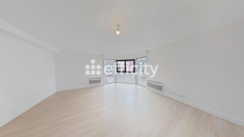 Appartement - 80 m² - 3 pièces