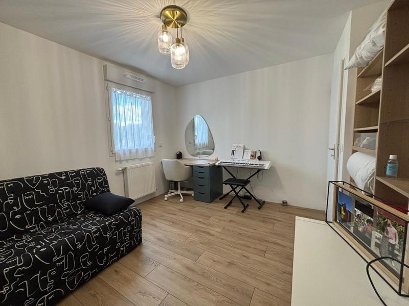 Maison - 88 m² - 4 pièces