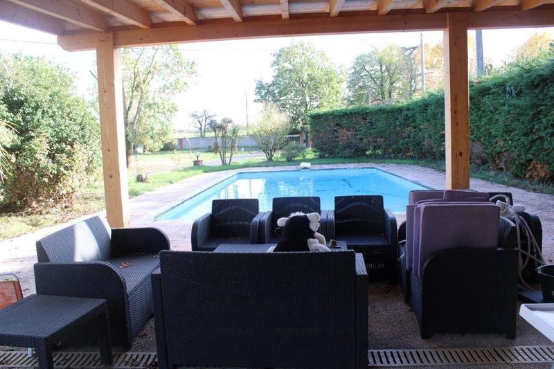 Propriété - 490 m² - 11 pièces