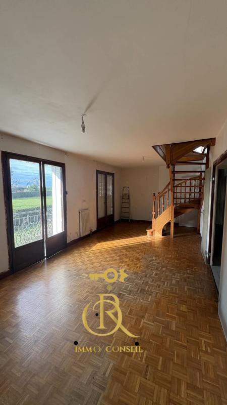 Pavillon - 94 m² - 5 pièces