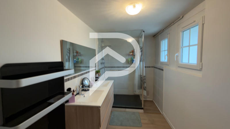 Maison - 176 m² - 6 pièces