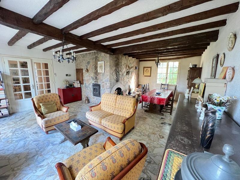 Maison - 112 m² - 5 pièces