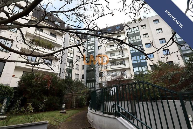 Appartement - 96 m² - 5 pièces