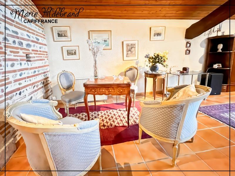 Maison - 200 m² - 6 pièces