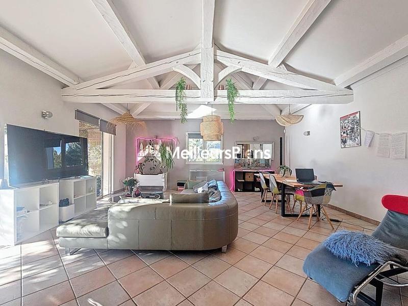 Villa - 136 m² - 5 pièces
