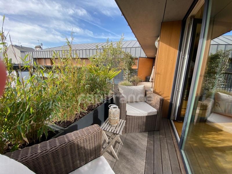 Appartement bourgeois - 75 m² - 3 pièces