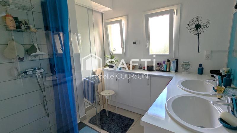 Maison - 186 m² - 8 pièces