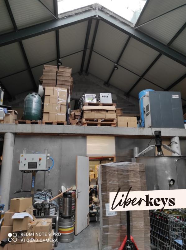 Local commercial - 681 m² - 4 pièces