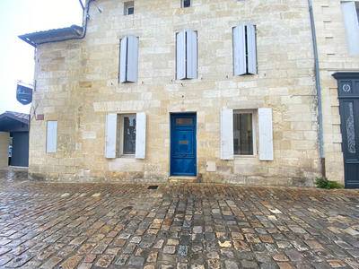 Maison - 95 m² - 4 pièces