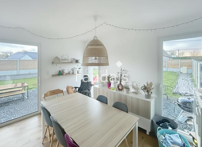 Maison - 91 m² - 5 pièces