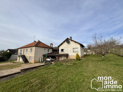 Maison - 160 m² - 10 pièces