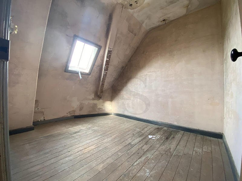 Maison - 146 m² - 8 pièces