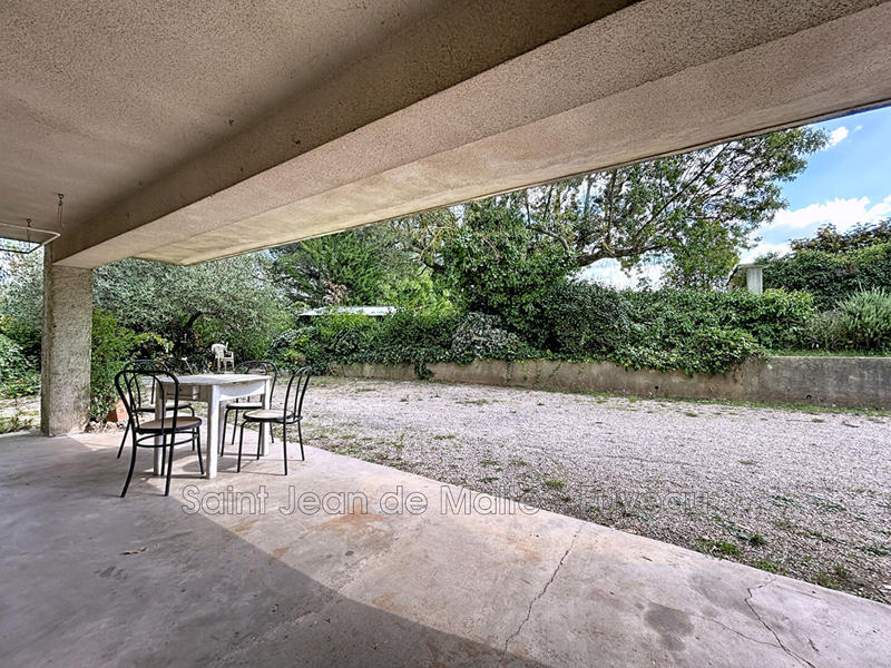 Maison - 121 m² - 5 pièces