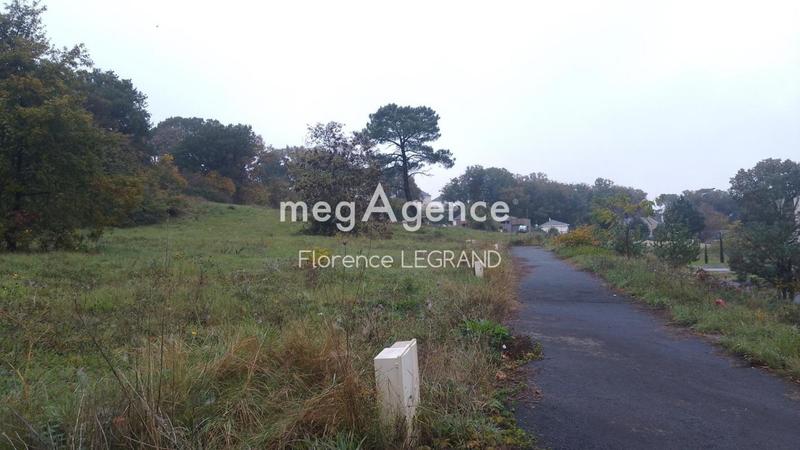 Terrain constructible - 710 m²