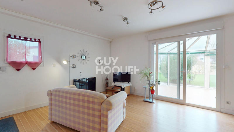 Maison - 200 m² - 7 pièces