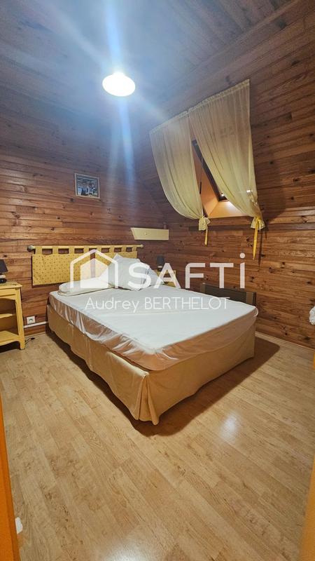 Maison - 380 m² - 15 pièces