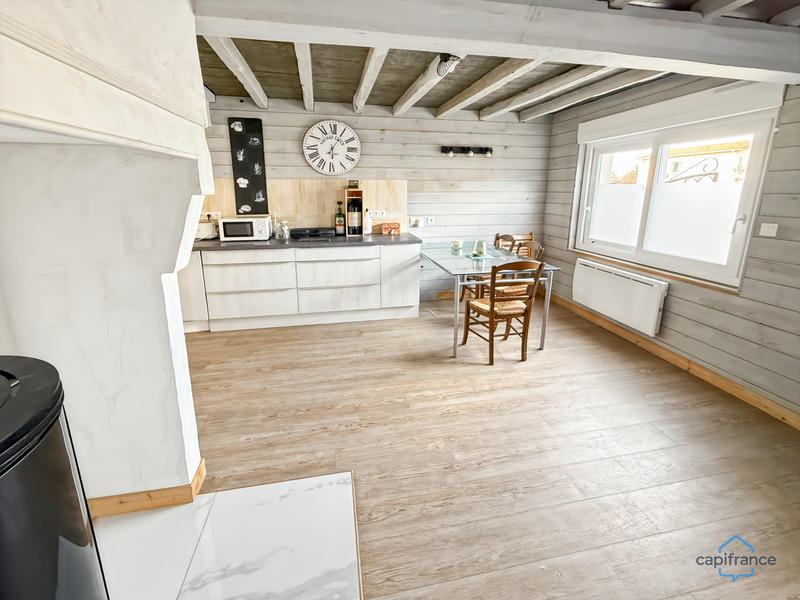 Maison - 96 m² - 4 pièces
