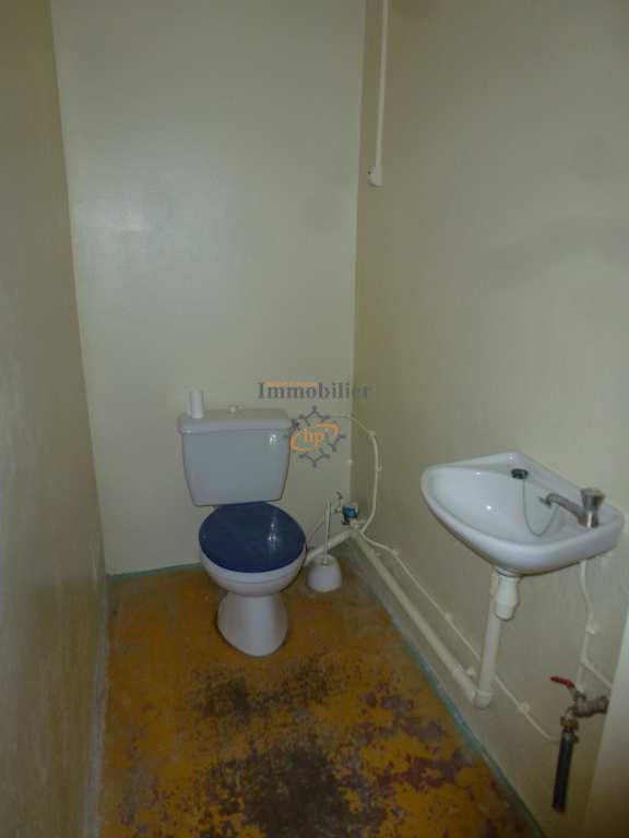 Local commercial - 3 pièces