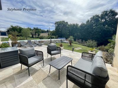 Maison - 200 m² - 6 pièces