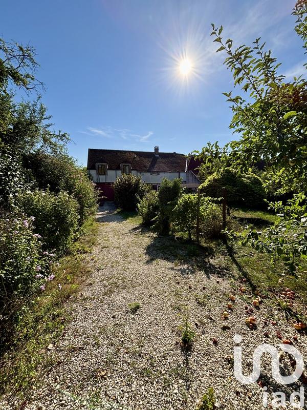 Maison - 245 m² - 12 pièces