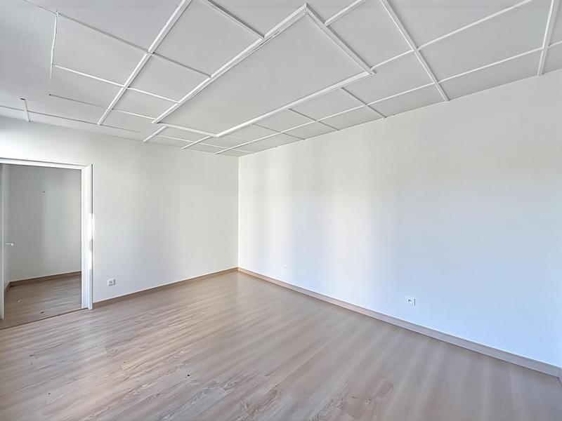 Appartement - 100 m² - 4 pièces