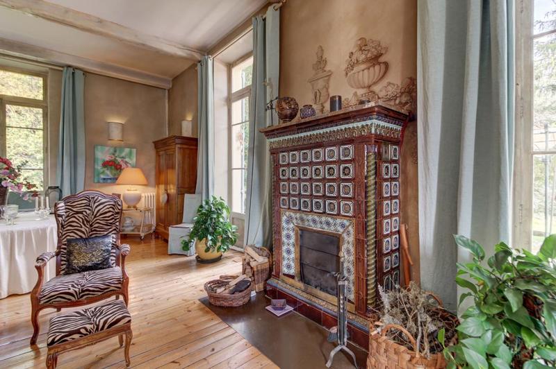 Maison de maîtres - 368 m² - 12 pièces