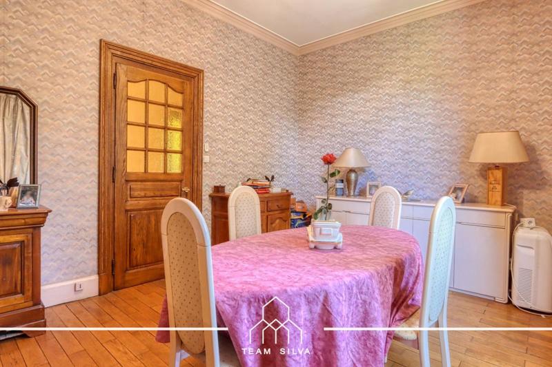 Maison - 165 m² - 6 pièces