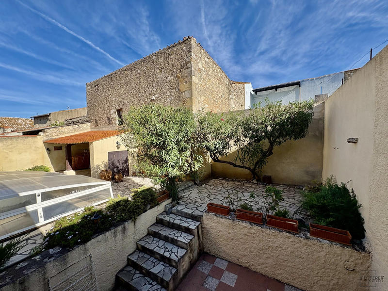 Maison ancienne - 262 m² - 8 pièces