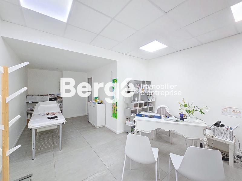 Local commercial - 229 m²