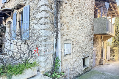 Maison de village - 90 m² - 5 pièces