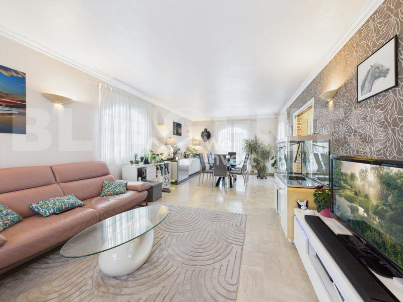 Maison - 140 m² - 6 pièces