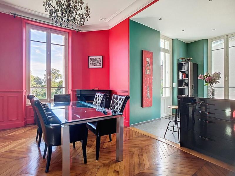 Propriété - 225 m² - 6 pièces