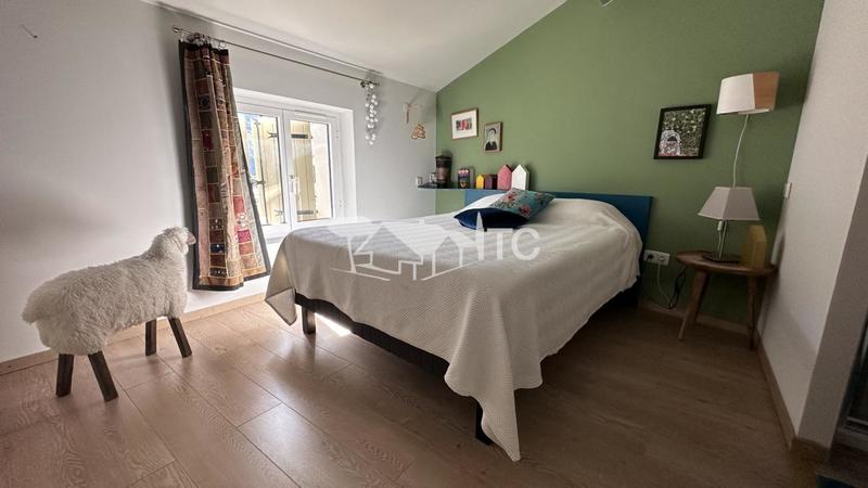 Propriété - 122 m² - 4 pièces