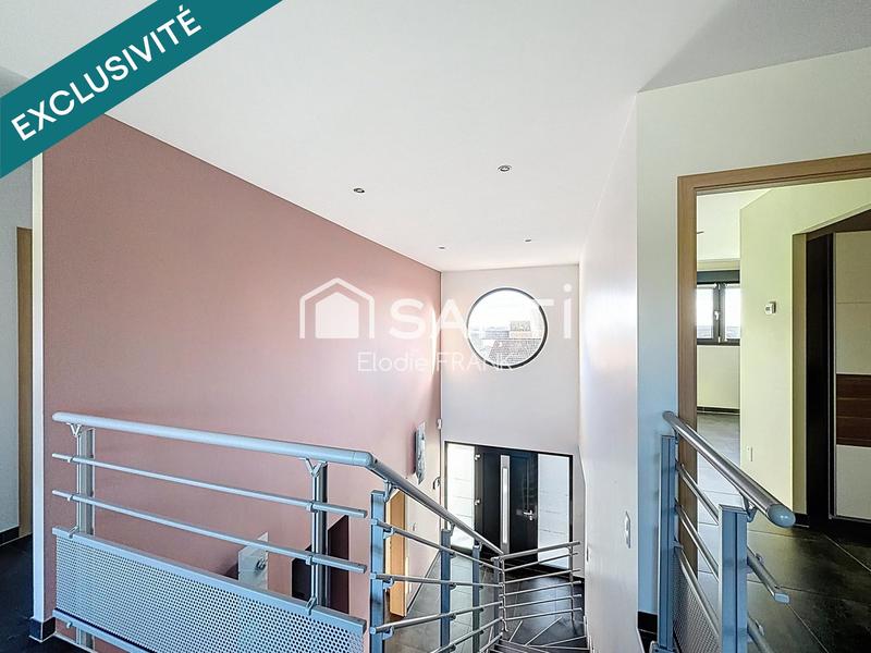 Maison - 177 m² - 7 pièces