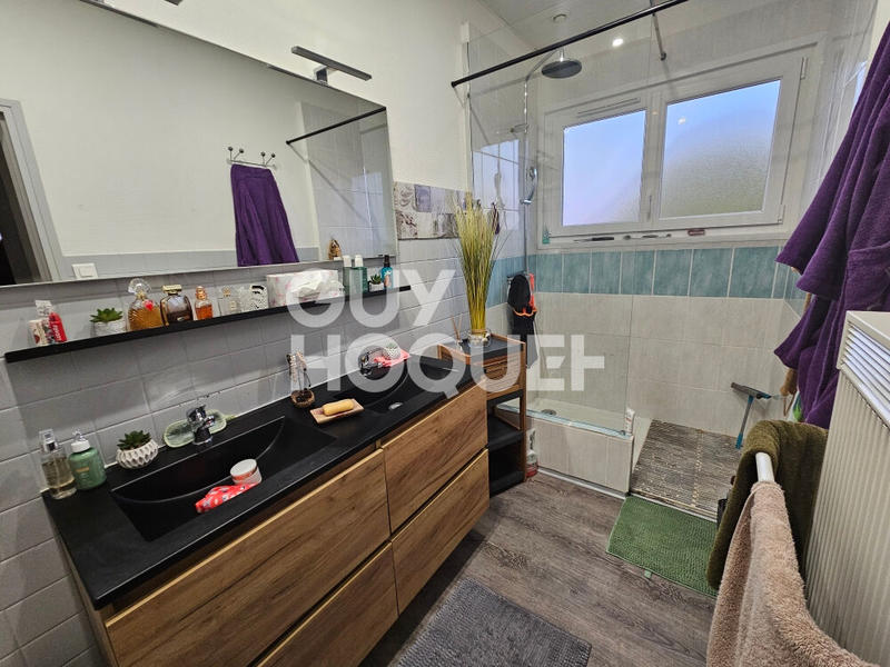 Maison - 105 m² - 4 pièces