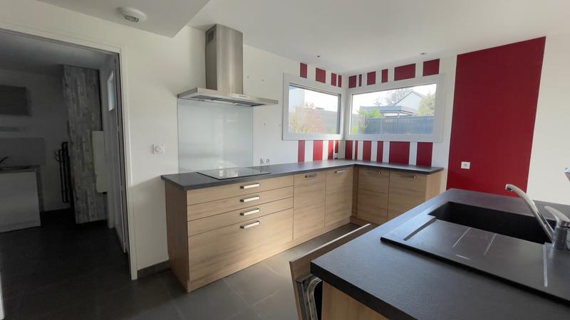 Maison contemporaine - 191 m² - 7 pièces