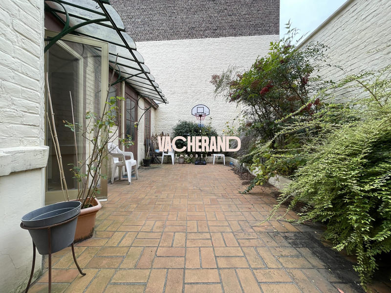 Maison - 140 m² - 7 pièces