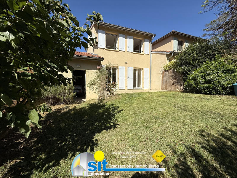Villa - 80 m² - 4 pièces