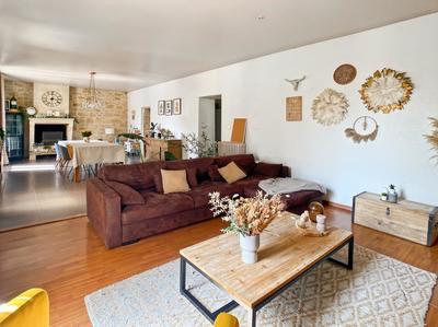 Maison - 160 m² - 5 pièces