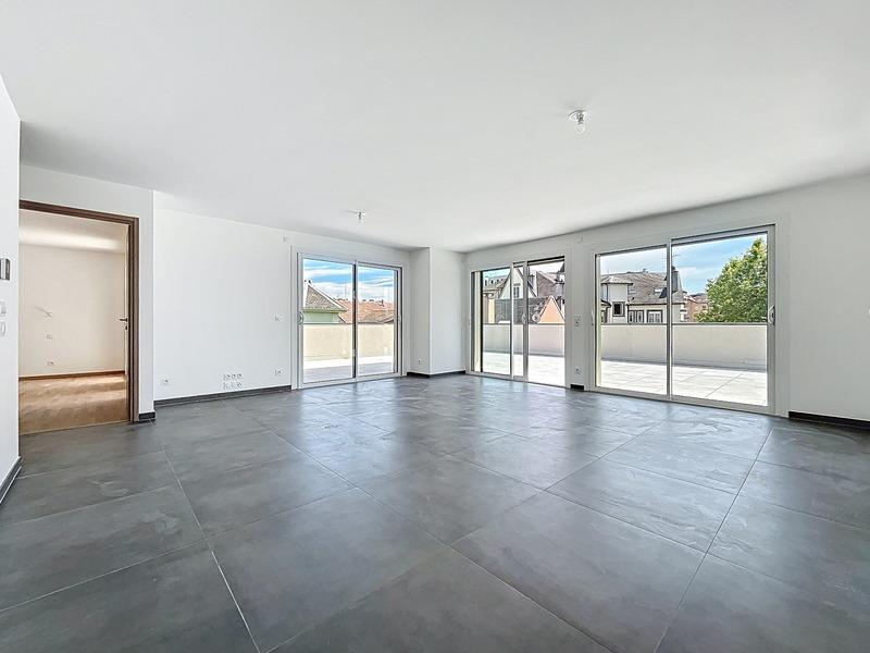 Appartement - 105 m² - 4 pièces