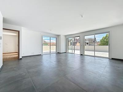 Appartement - 105 m² - 4 pièces