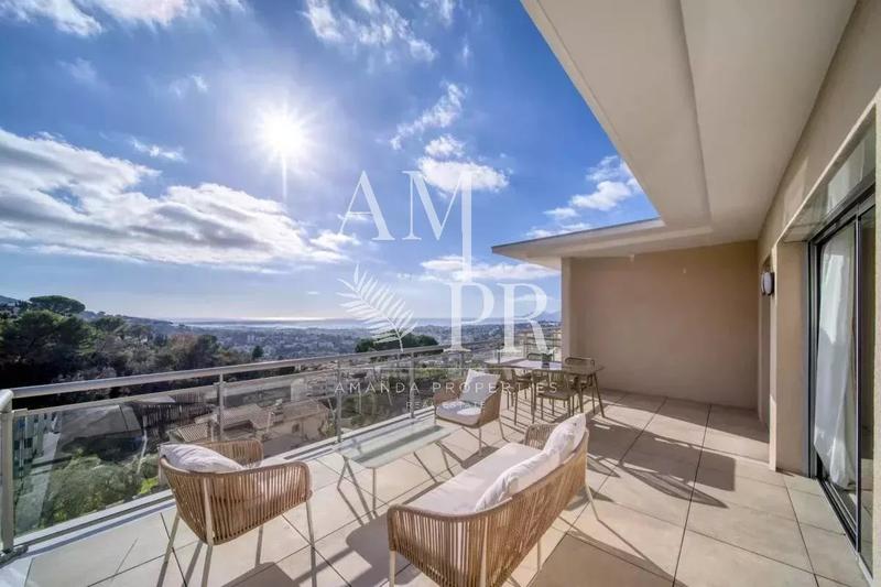 Appartement - 129 m² - 5 pièces