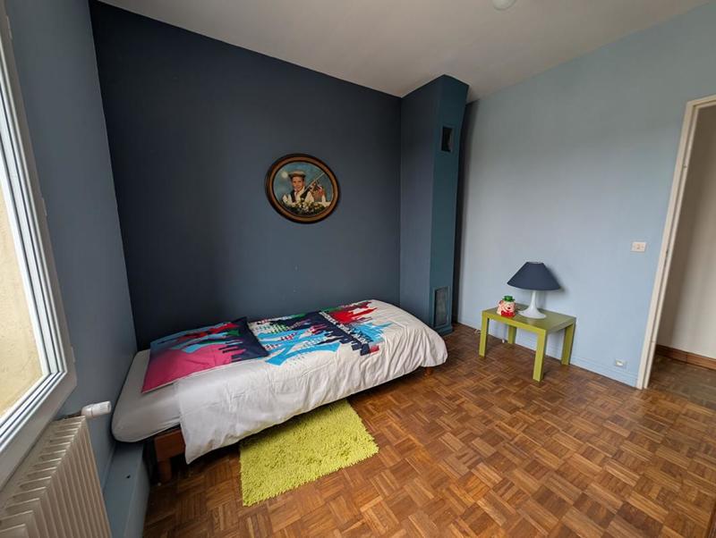 Maison - 180 m² - 7 pièces