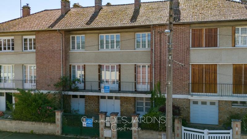 Maison de ville - 175 m² - 9 pièces