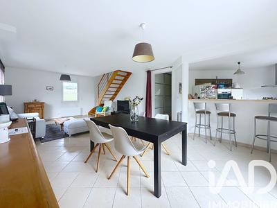 Maison - 122 m² - 6 pièces