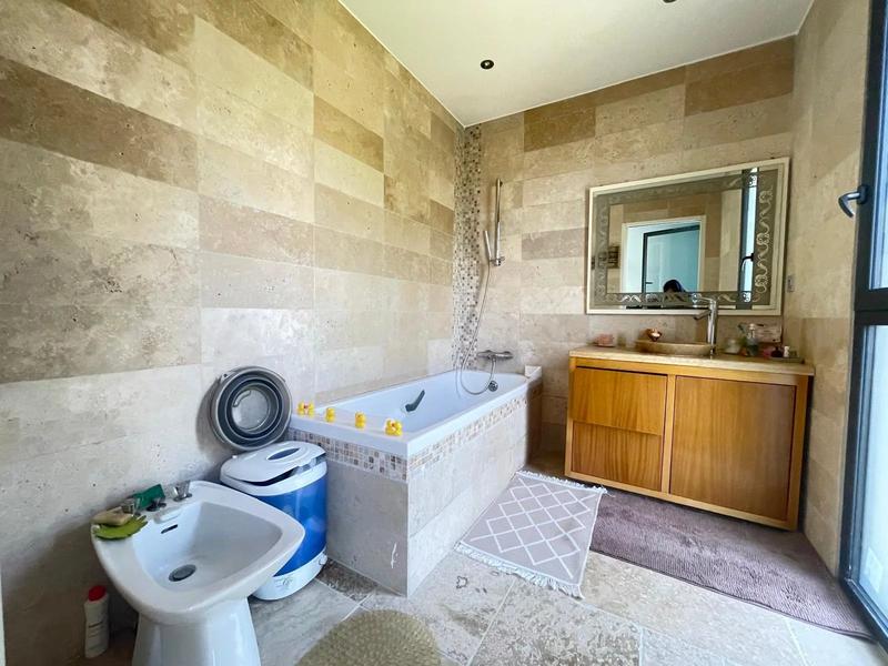 Villa - 136 m² - 5 pièces