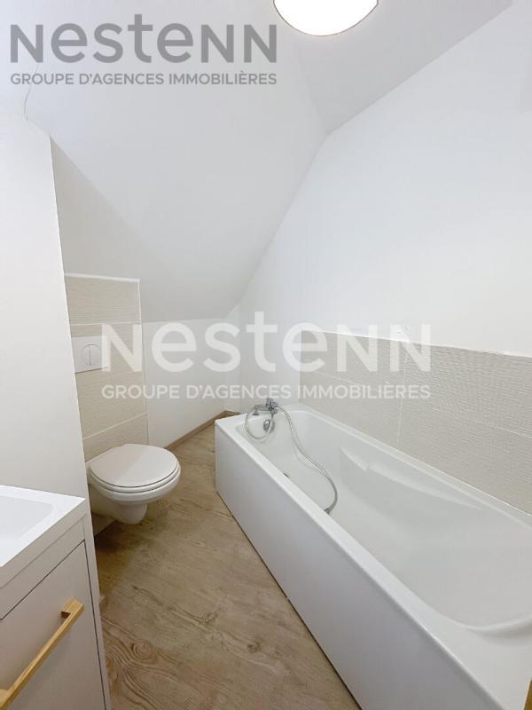 Maison - 235 m² - 7 pièces